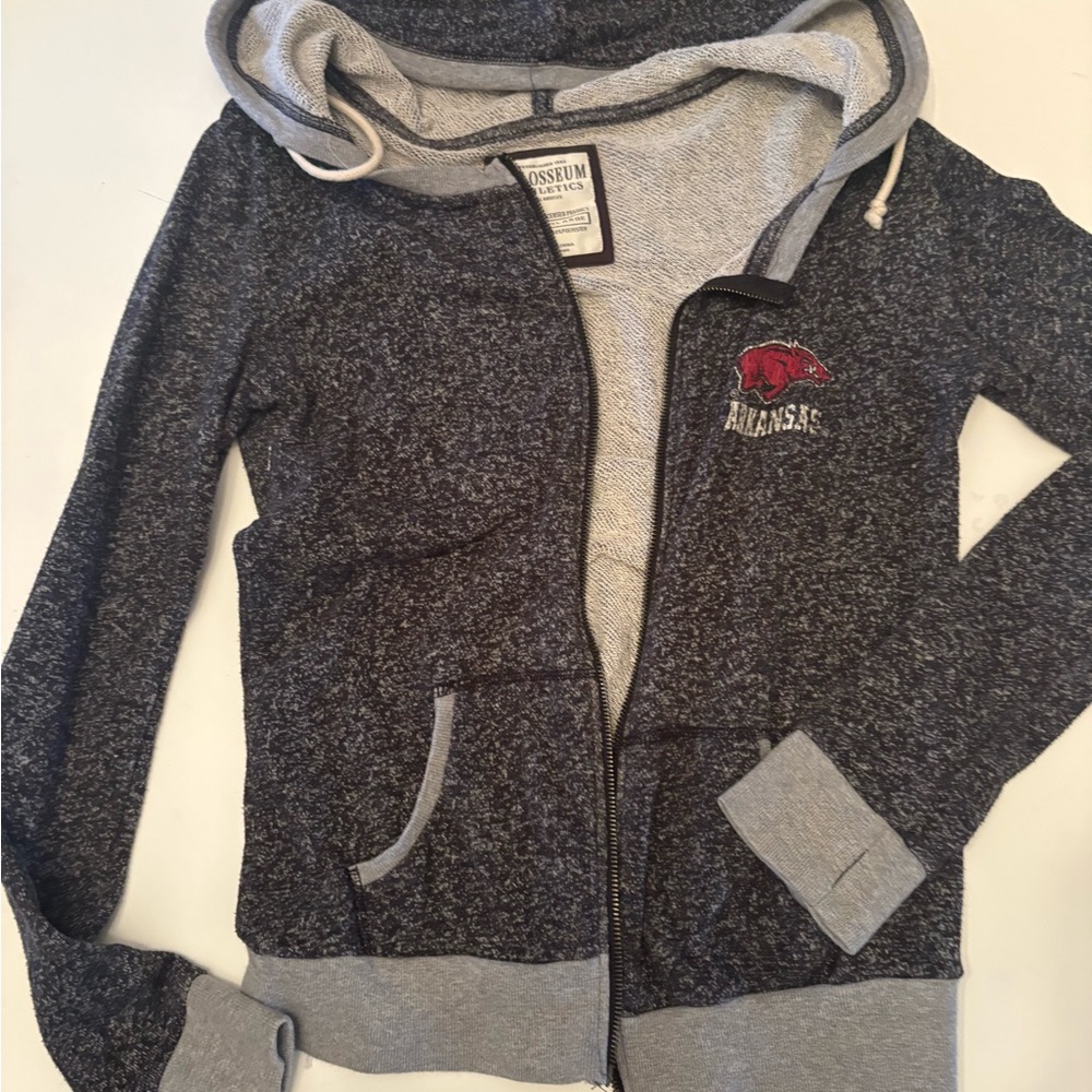 Colosseum Athletics Black and Cream Apparel